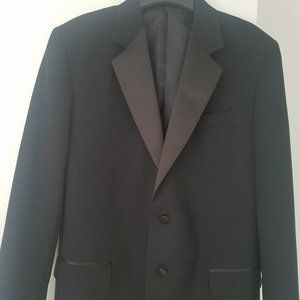 Big boy's tuxedo jacket